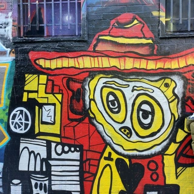 ถนนสาย graffiti จุดถ่ายรูปสุดฮิปที่ Ghent