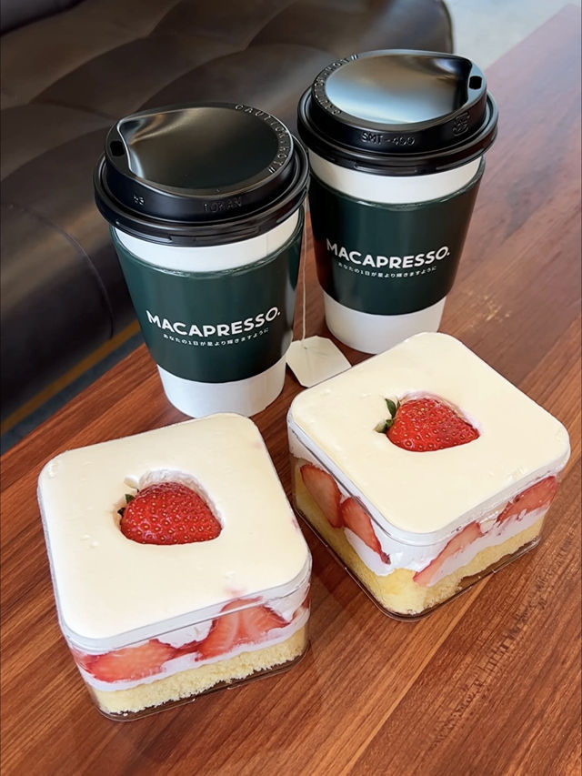 Cozy Vibes and Sweet Treats at MACAPRESSO TOKYO