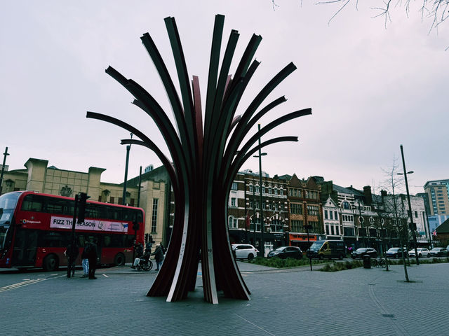 A Day in Stratford, London – Where History Meets Modern Vibes 