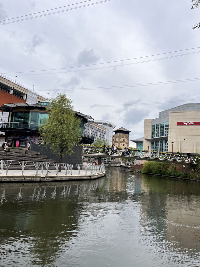  A Stylish Day Out in Reading: Shopping, Dining & Riverside Strolls at The Oracle