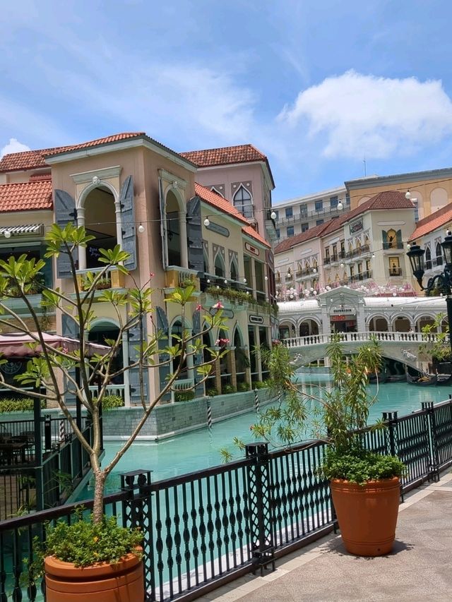 Clear Waters and Shops at Venice Grand Canal