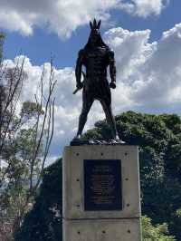 This Tour in Caracas brings the energy with colonial streets!