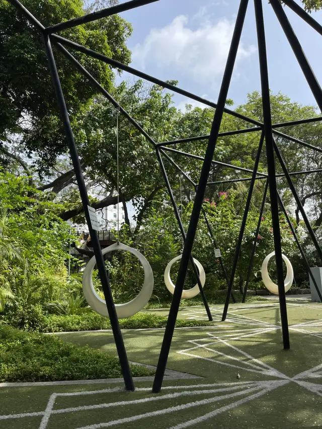 🌿 Malé Parks – Green Escape in the Heart of the Maldives 🌴✨