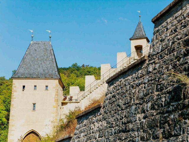 A Day Trip to Karlštejn Castle – Stepping into Czech Royal History