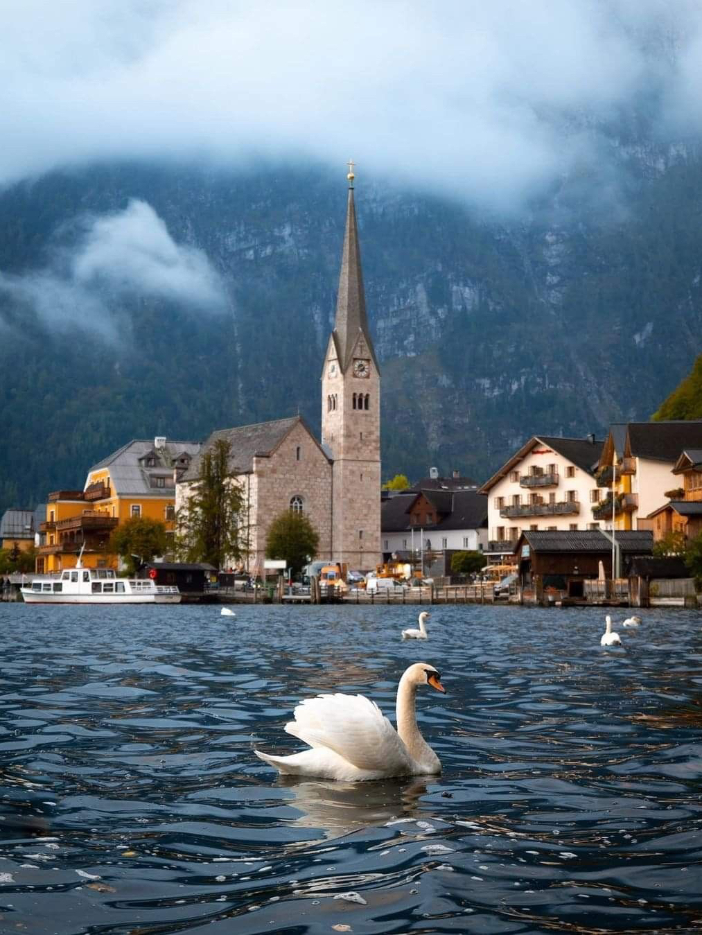 🇦🇹 I Skipped Hallstatt And Found Something Better