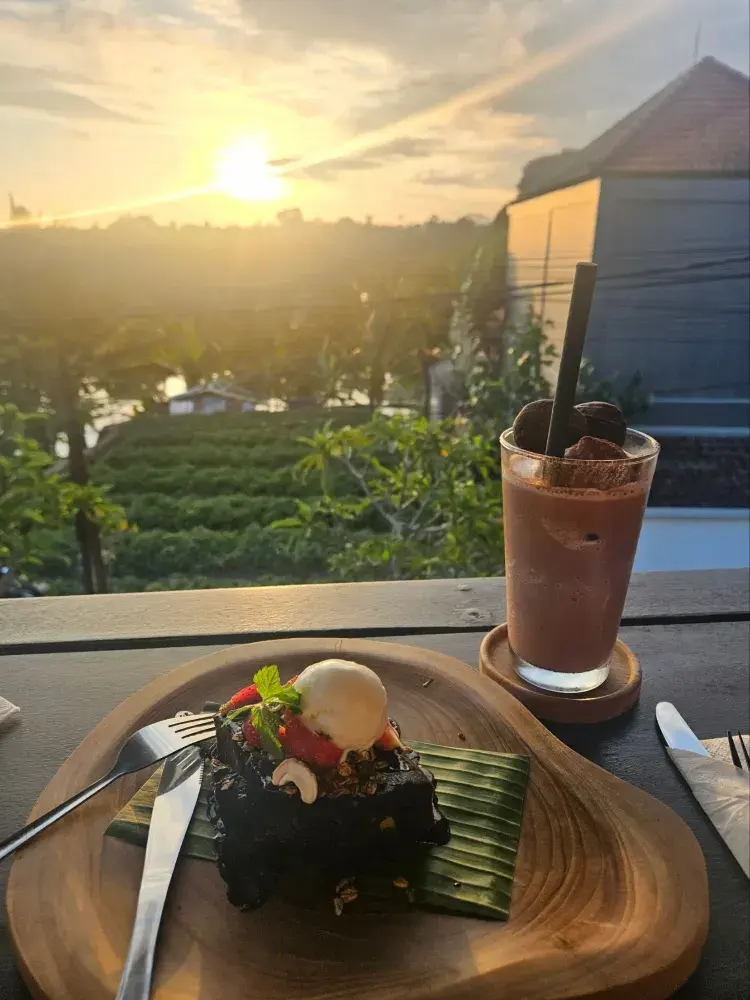 멋진 뷰와 함께 즐기는 우부드 맛집 리스트