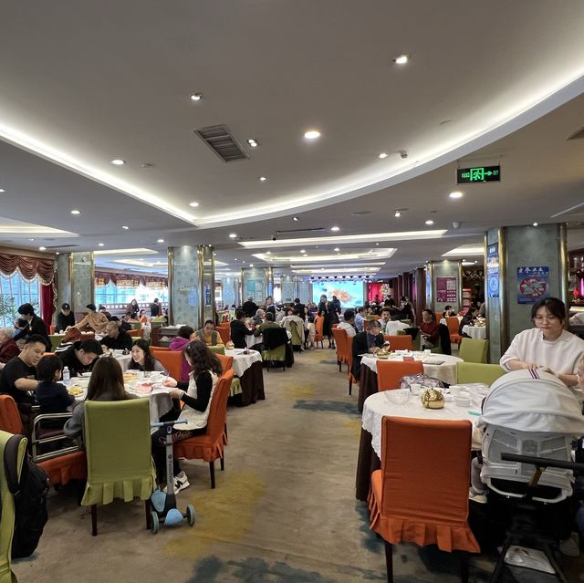  打卡深圳新福樓海鮮舫