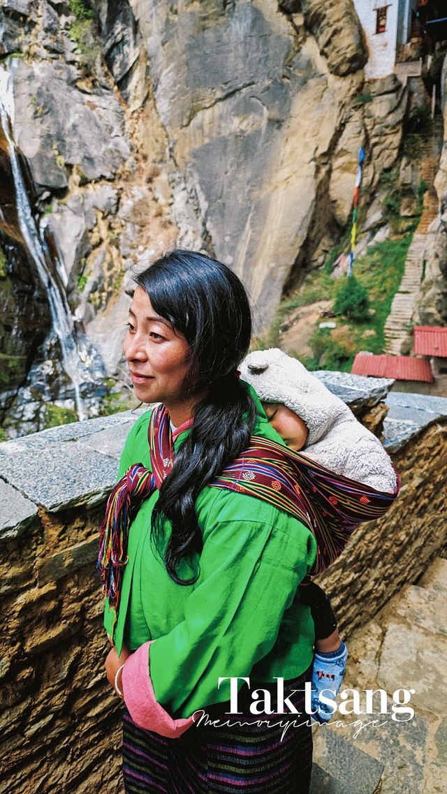 Check in at the temple located on the cliff | Tiger Cave Temple.