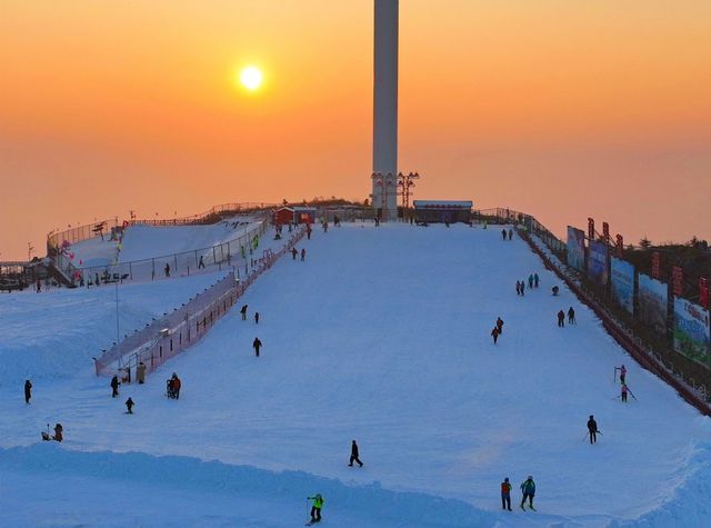 湖北省宜昌市百里荒滑雪 適合度假滑雪