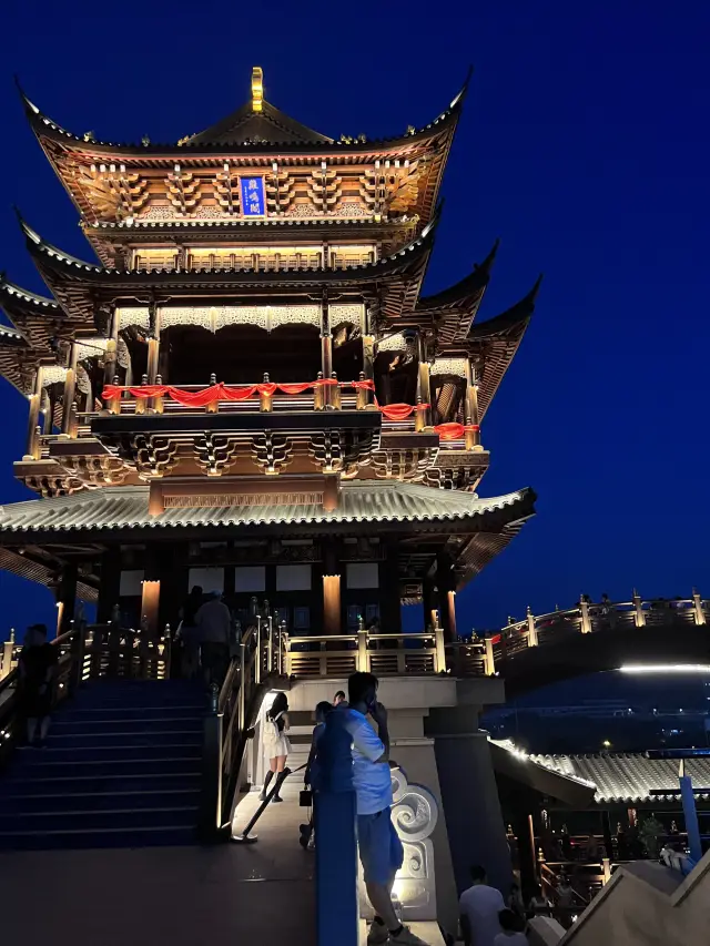 Ji Ming Pavilion at Yiwu Station