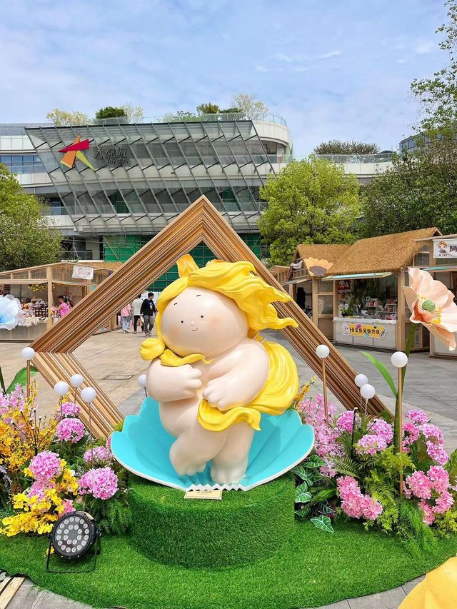 成都驚現大藝術家和梵高先生合影
