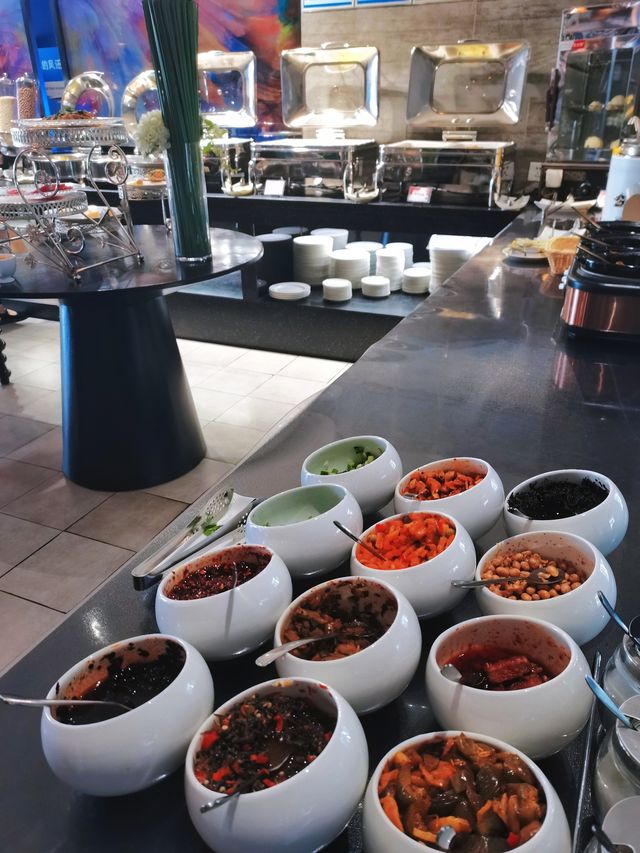 盲選了昆明愛琴海購物公園旁的這家酒店，真的超值！