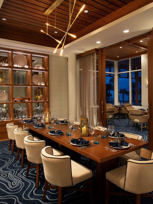 🌴✨ Longboat Key's Luxe Escape: Top Hotel Picks! ✨🌴