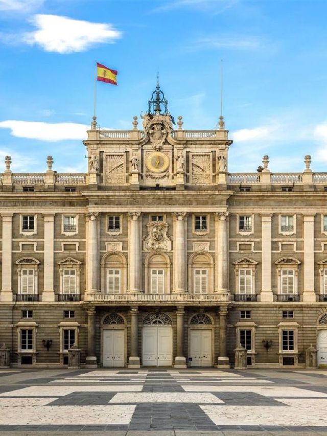 Madrid's Hidden Gem 🌟 CoolRooms Palacio de Atocha