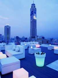 🌟 Bangkok Bliss: Top Hotel Spots for City Explorers 🌆🛎️