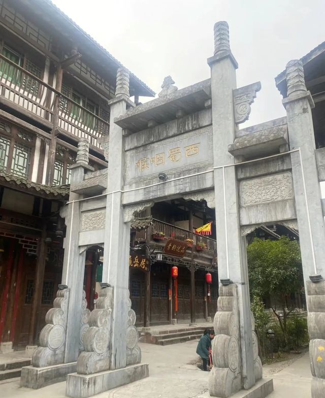 藏不住了！川北这个千年古城，夏天避暑，巴适得很！