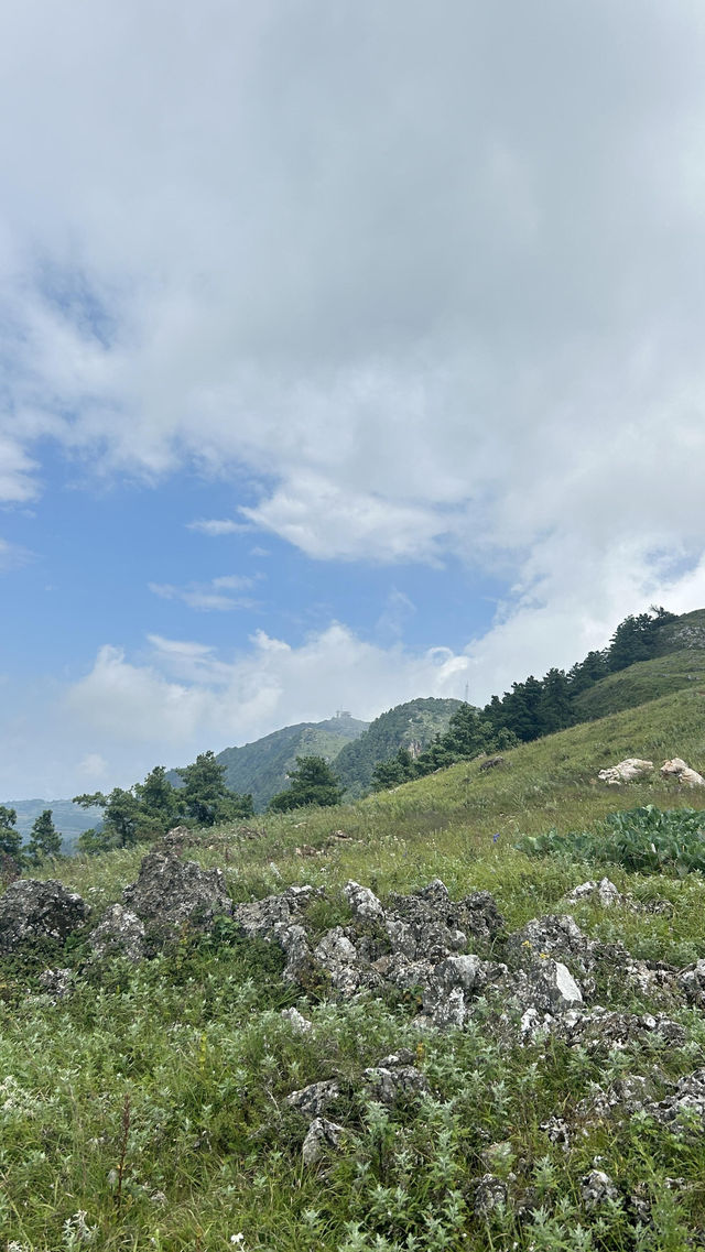 徒步昆明十峰——梁王山。