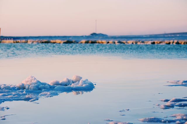 烏魯木齊｜鹽湖之畔，邂逅夢幻西域奇景。