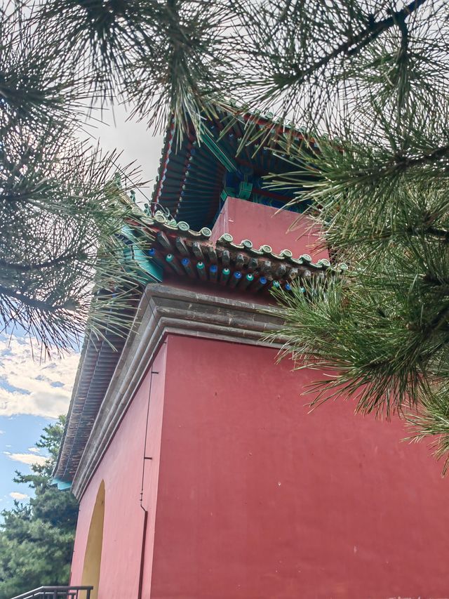 走進齋宮。