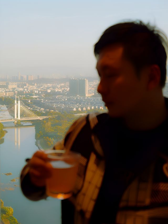 乙巳蛇年主題的下午茶早已上市 就在義烏香格里拉
