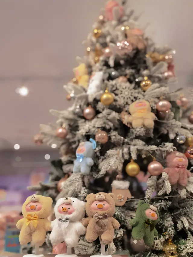 Giant Lulu Pig in Shenzhen | Pink and cute, the cure for all unhappiness