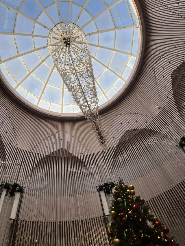 비수기에 다롄 루넝 진스탄 온천 홀리데이 인에 묵었는데 정말 좋았어요!