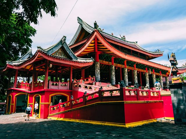 印尼爪哇島三保洞，紀念鄭和下西洋的中國寺廟
