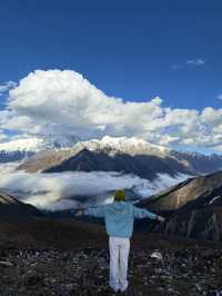 川西的雪山雲海美得令人讚嘆