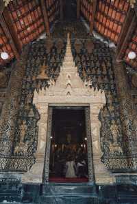 小而精美的老撾香通寺，體驗佛教文化藝術