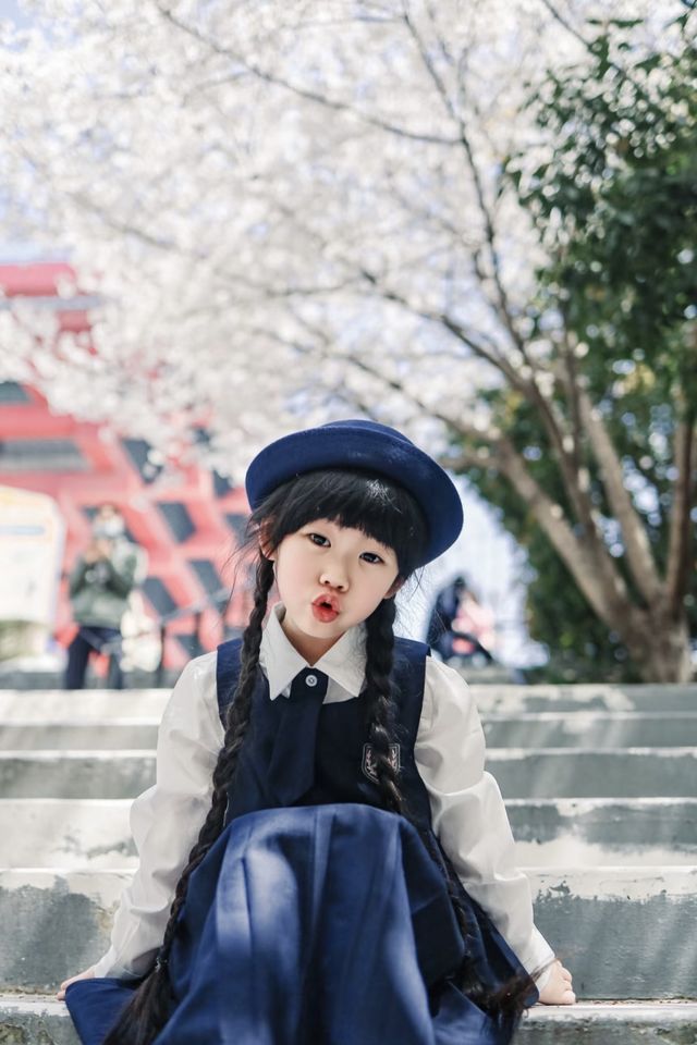 今年不要錯過上海這個超美的漫畫感櫻花階梯