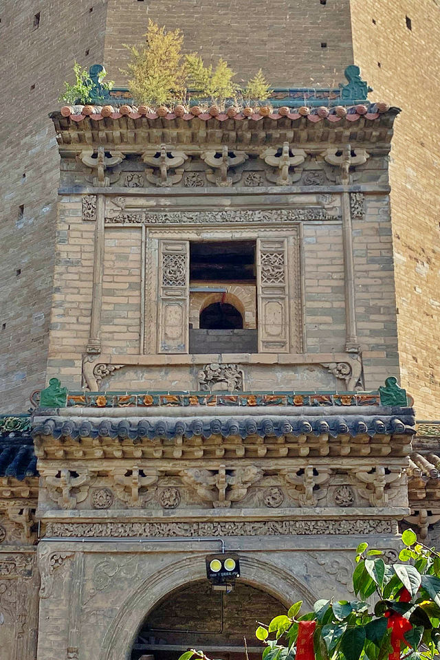 原來山西除了飛虹塔之外，還有一座琉璃塔也很養眼