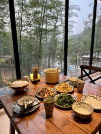 喺安吉浸竹林私湯