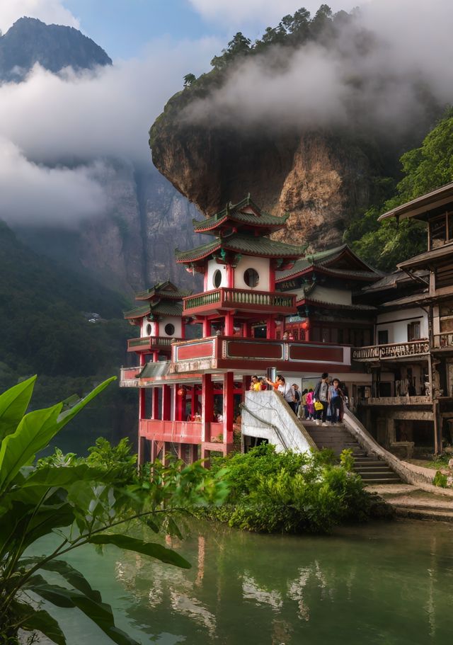 《國家地理》私藏的閩南仙山，暴雨後瀑布破壁而出！