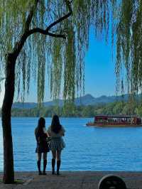 Discover the Beauty of West Lake with a 30,000-Step Adventure!