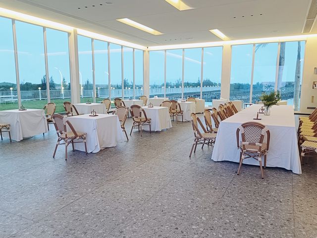 山海氤氳，聆聽時光在這座白色小屋流逝的聲音