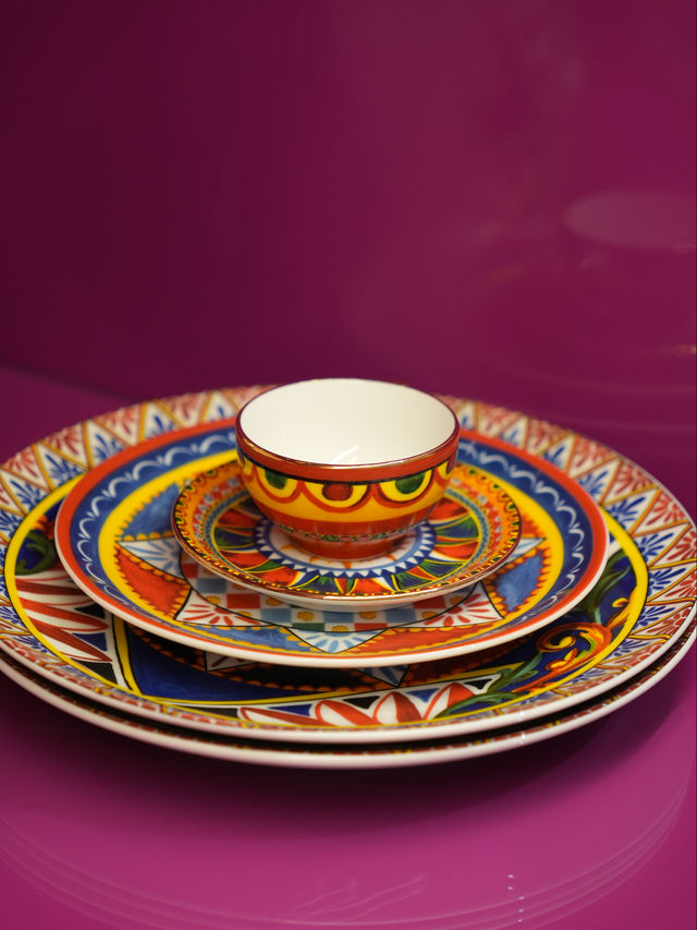 喺DG CAFFÈ DOLCE&GABBANA 樂飲一夏
