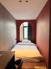 Great Value Find Near Lianglukou with High-Room City Views & Thoughtful Service!