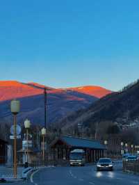 五台山淡季晚霞與1080級台階的挑戰