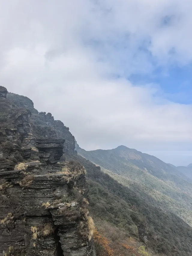 登頂梵淨山坐了最暈車的景交車