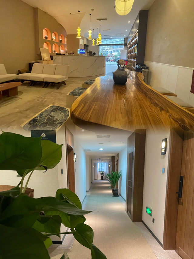 住私湯民宿解鎖「石刻+檸檬」雙重快樂～ 雲孚里隱宿（檸都大道店）直接把旅行舒適度拉滿！新中式客房自帶