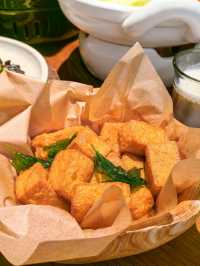 幸福就是！跟好友逛街吃到喜歡的餐廳～