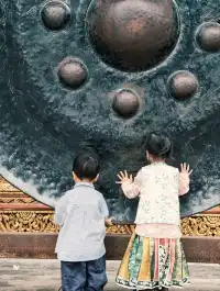 買套傣風便裝帶娃闖進傣王御花園