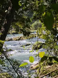 終於來到課本裡的黃果樹瀑布!