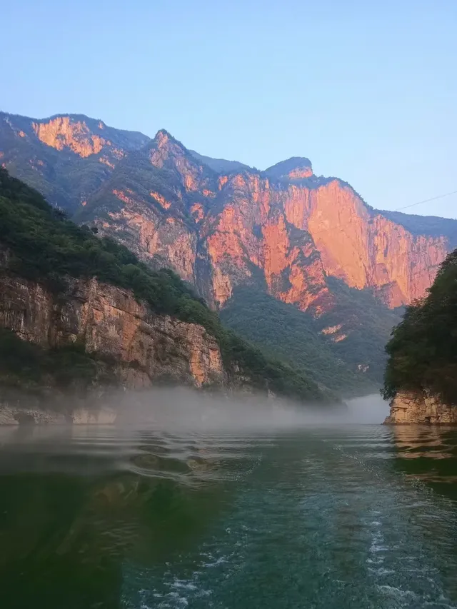 湖北宜昌市長陽縣清江邊好玩的地方彙總