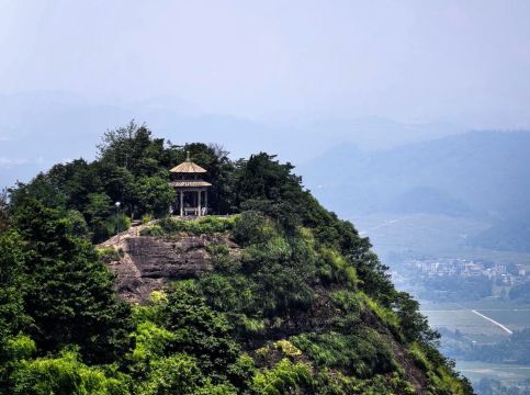 山と自然 標高819.1メートルの浙江省5A名山に挑戦しよう！ | Trip.com 江山