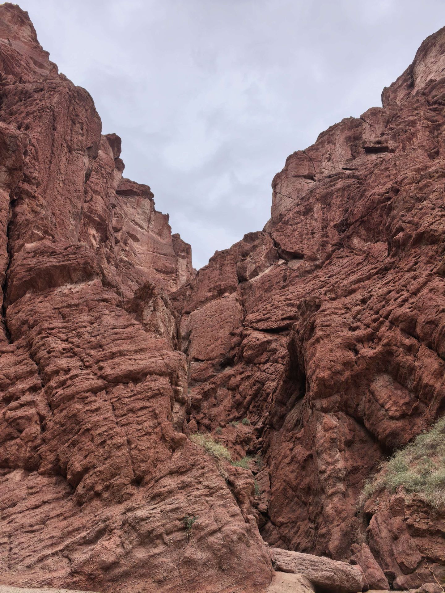 Kiziliya Scenic Area, Xinjiang: A stunning road trip through the red canyons