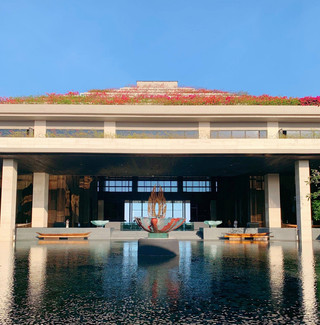 Hotel "Stay in the Landscape" yang Megah Bak Istana di Bali.