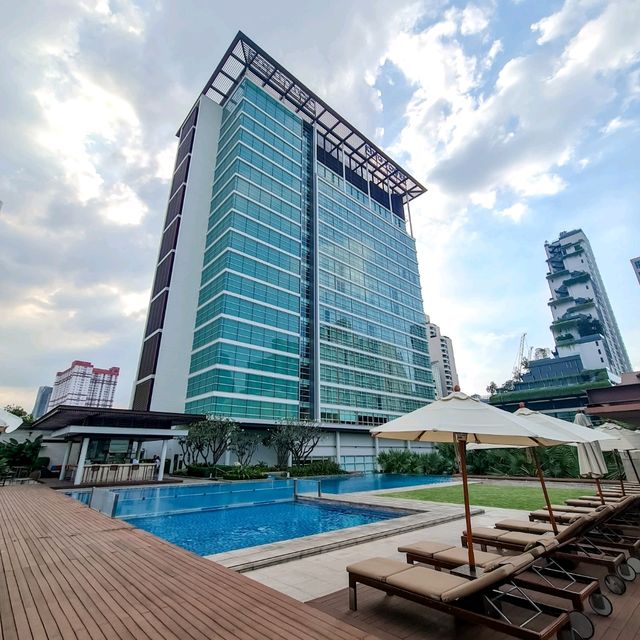 เปลี่ยนบรรยากาศไป staycation โรงแรมห้าดาวกลางกรุง