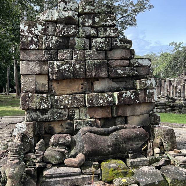 ปราสาทสุดอลัง ศูนย์กลางของนครธมที่ต้องไม่พลาด