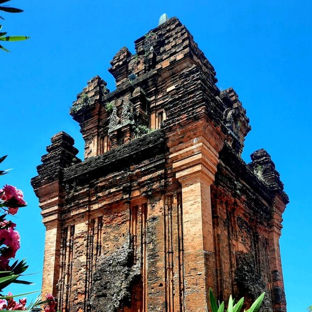 Tram's Ancient Temple with a Sculpture Garden